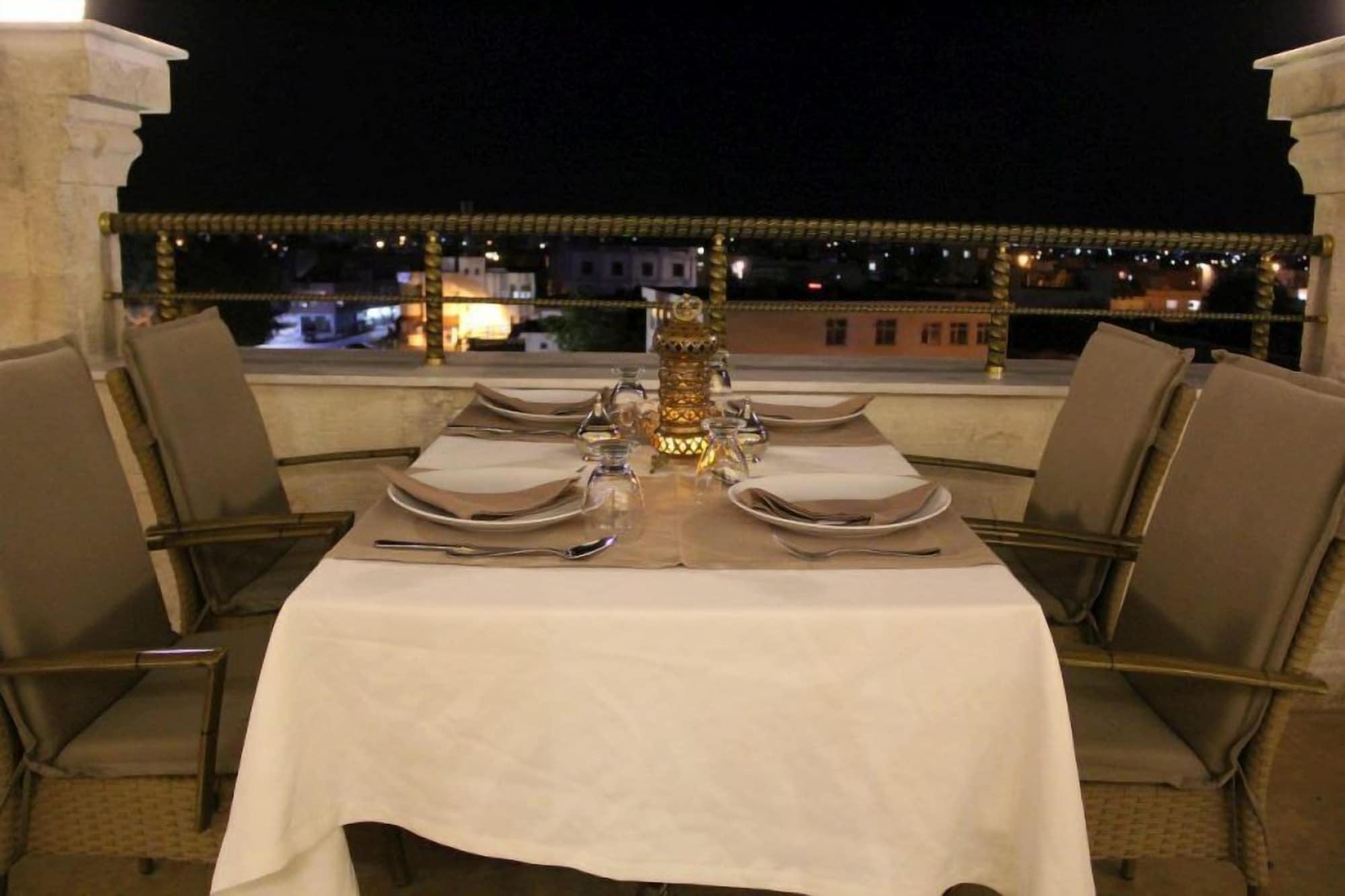 מרדין Kasri Sercehan Hotel מראה חיצוני תמונה